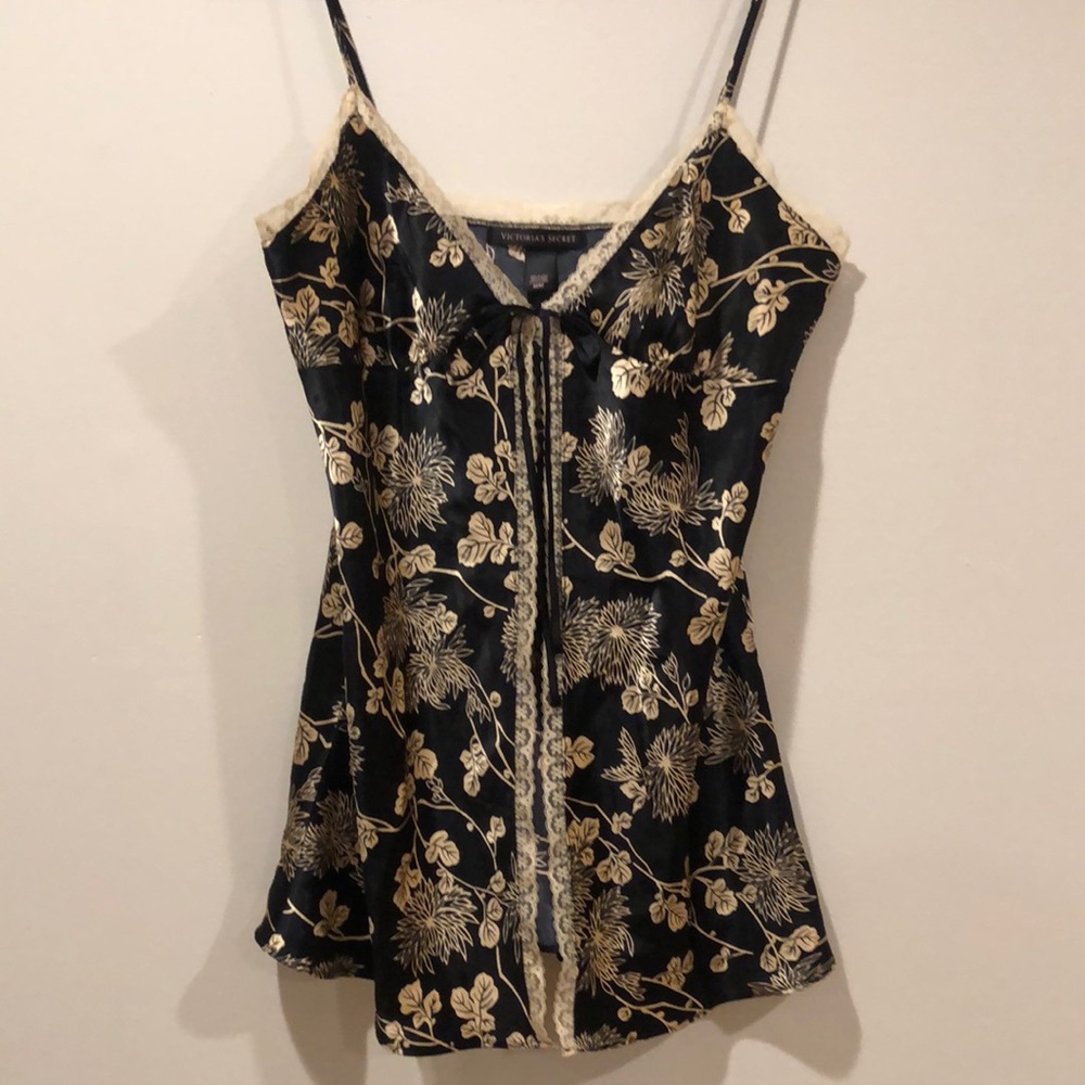 Victoria’s Secret Open Front Slip